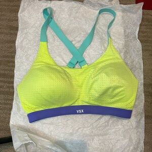 VSX Bright Mesh Sports Bra